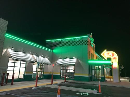 Quaker Steak & Lube • Green Leon® LED